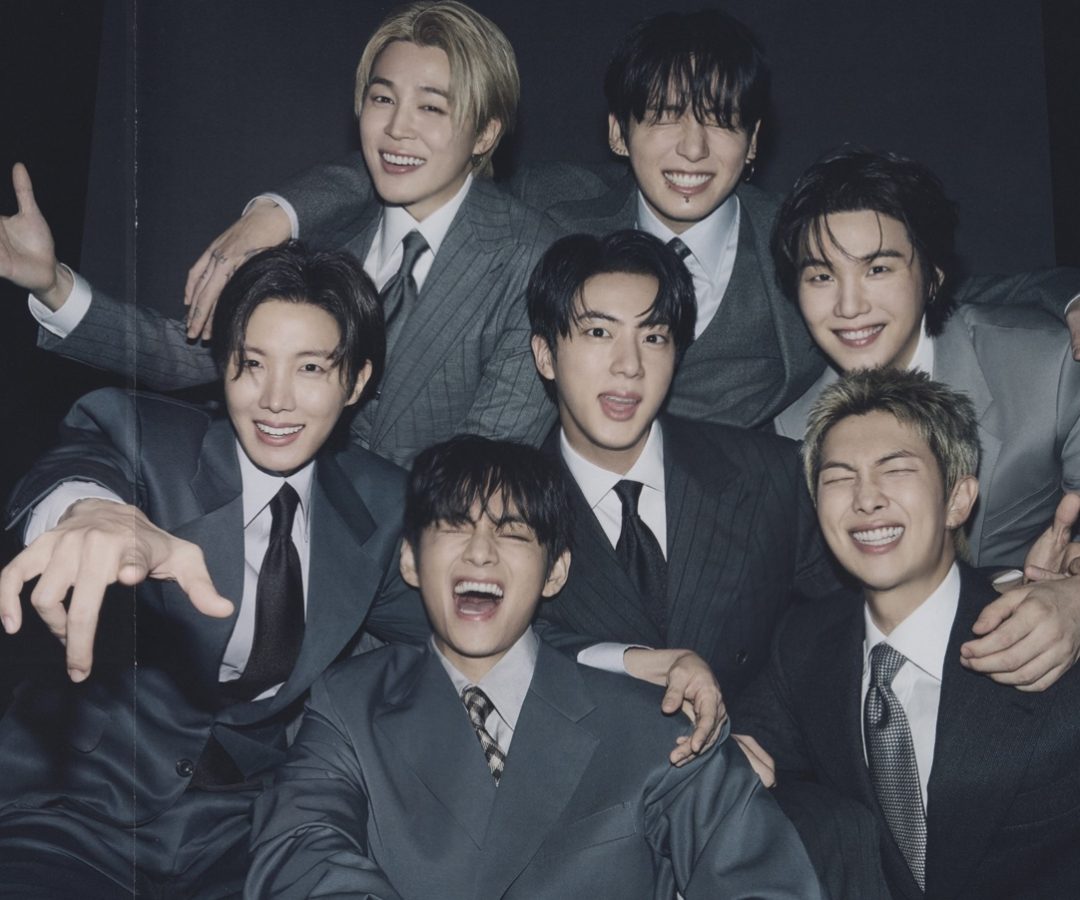 Fãs se mobilizam contra golpes na venda de ingressos do BTS