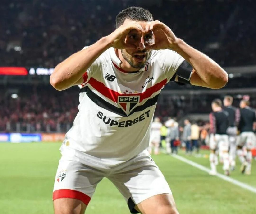 São Paulo conta com Luciano e Calleri para tentar convencer na Sul-Americana