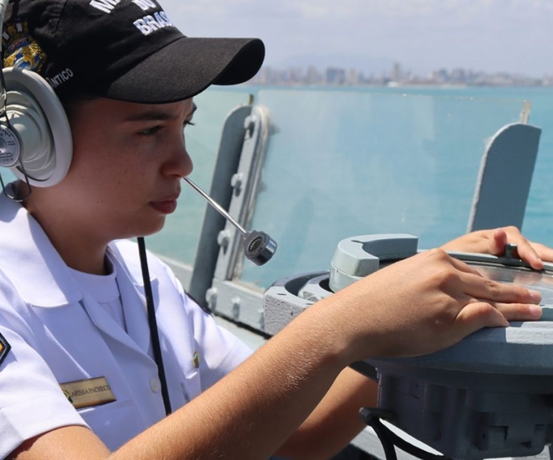 Voluntárias ingressam no serviço militar inicial feminino