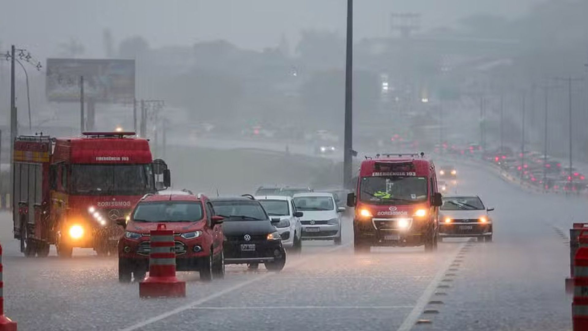 Defesa Civil alerta para temporal em Santa Catarina