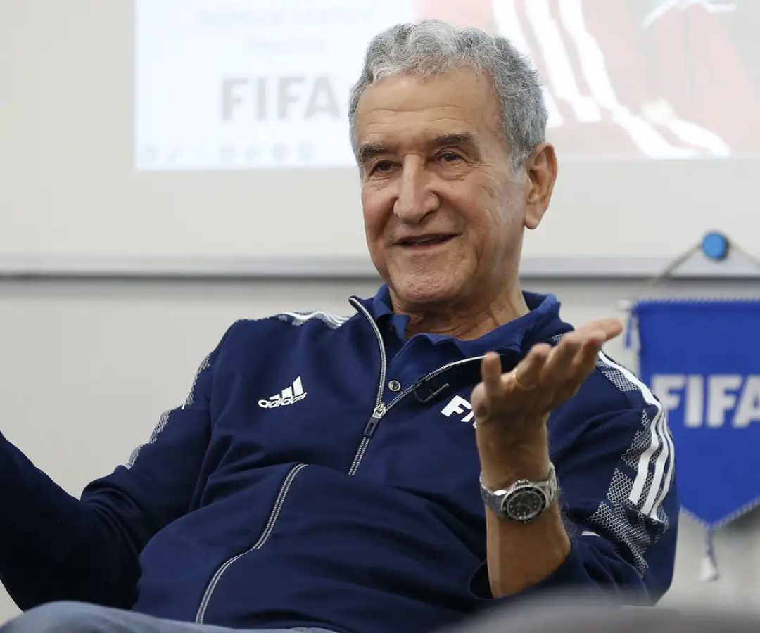 Parreira apresenta melhora e pode deixar UTI até o final de semana