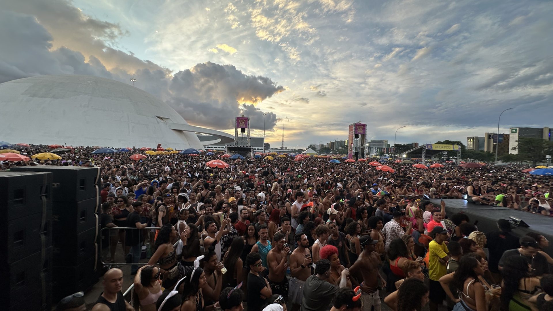 DF Folia 2026 define blocos do carnaval brasiliense