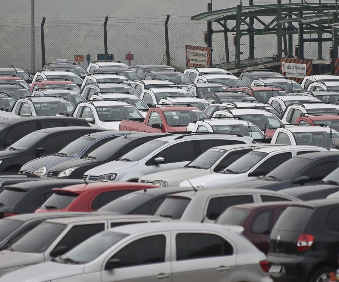 Venda de veículos novos no país sobe 15% até maio