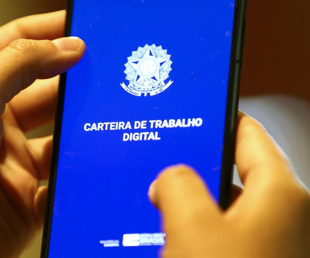 Agências do trabalhador abrem a semana com mais de mil vagas de emprego