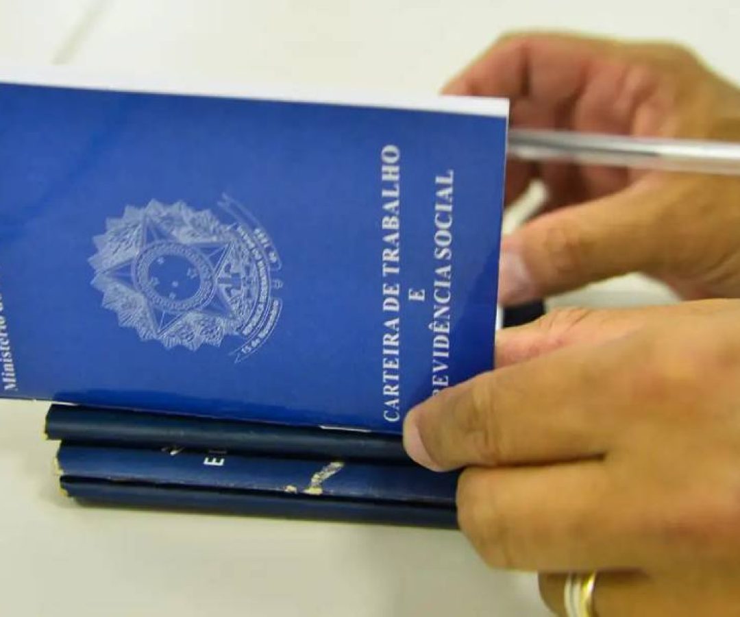 Agências do trabalhador têm vagas com salários acima de R$ 4 mil nesta terça (14)