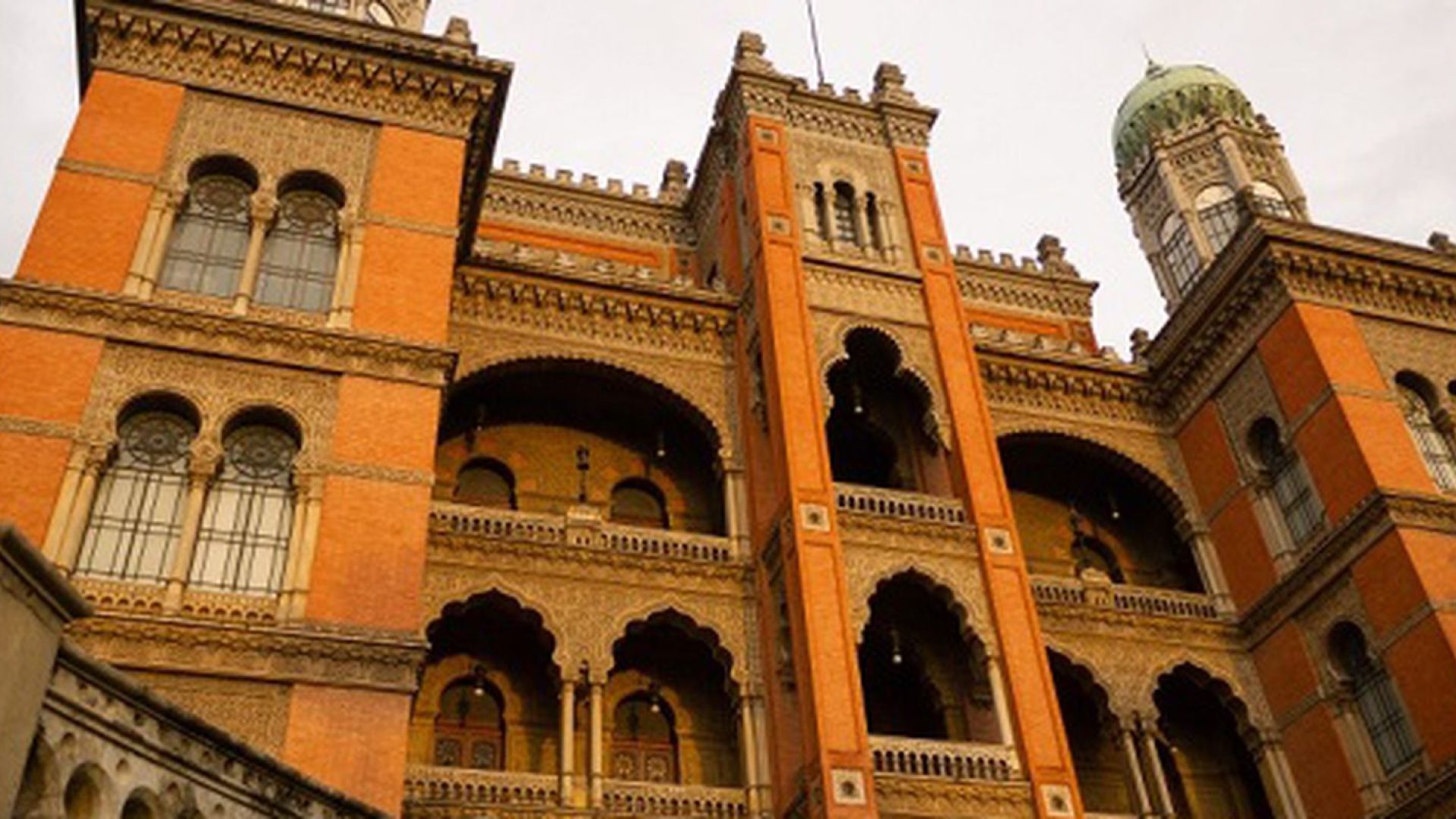 Fiocruz conduzirá estudo com injeção contra HIV em sete cidades