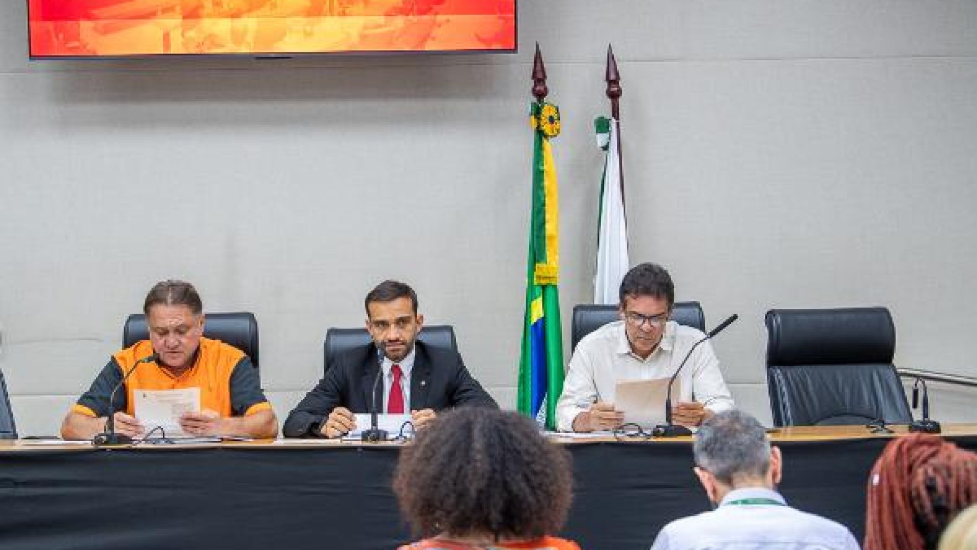 Projeto institui penas administrativas para a proteção da mulher em espaços públicos e privados