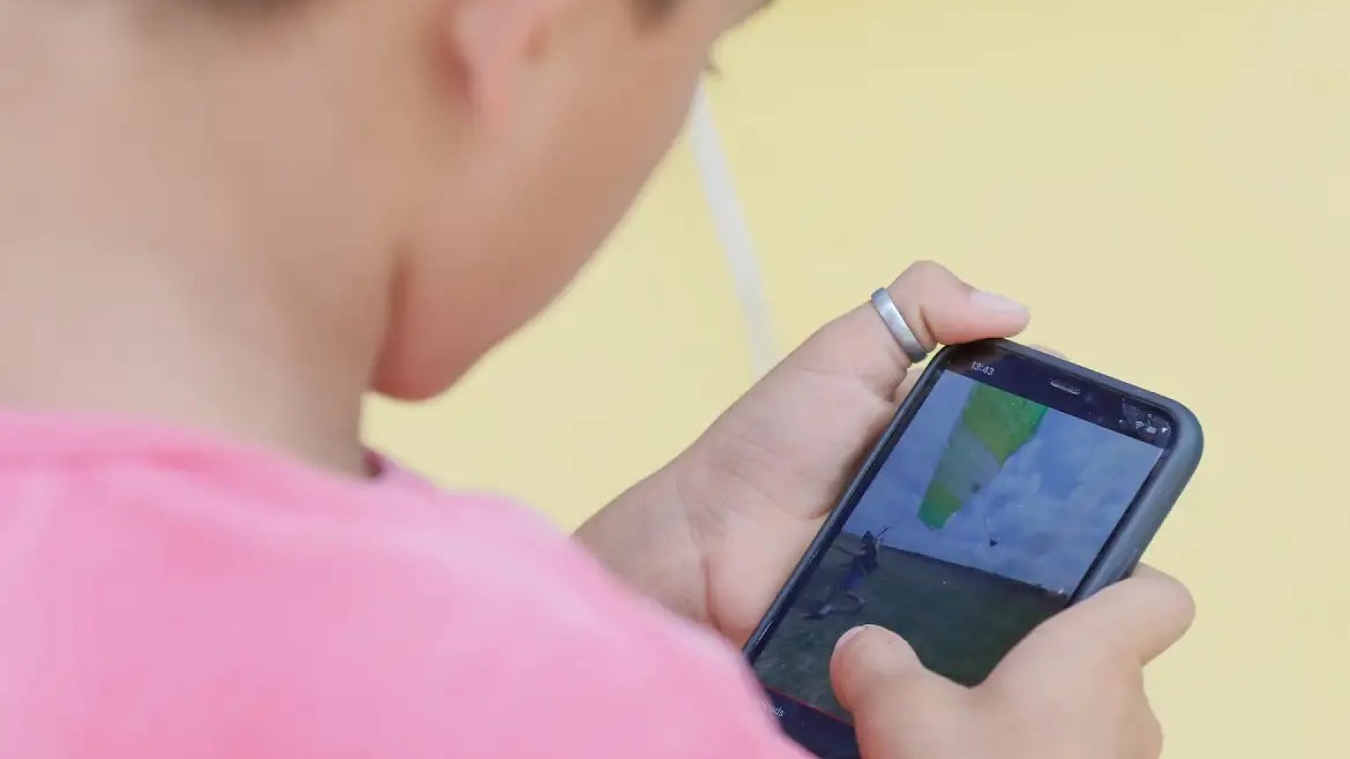 celular-escola.jpg