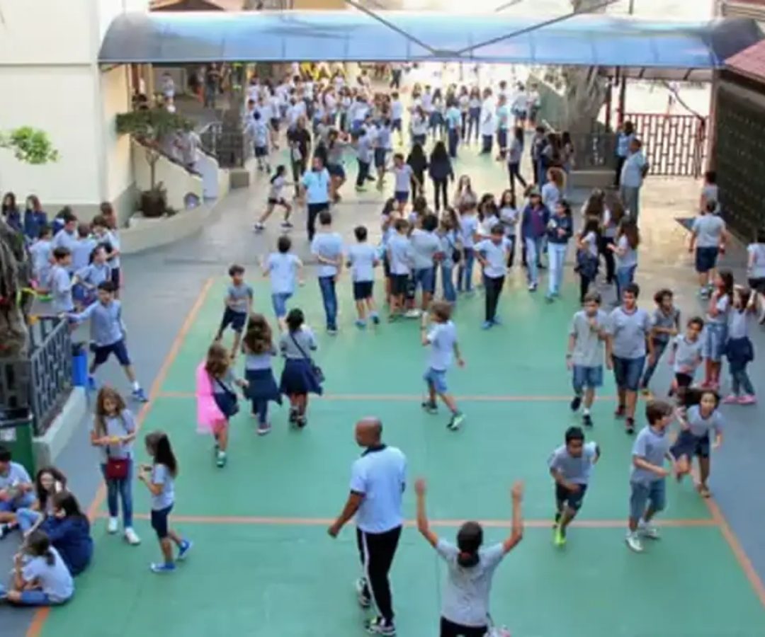 Entenda o papel das escolas no combate à violência contra meninas
