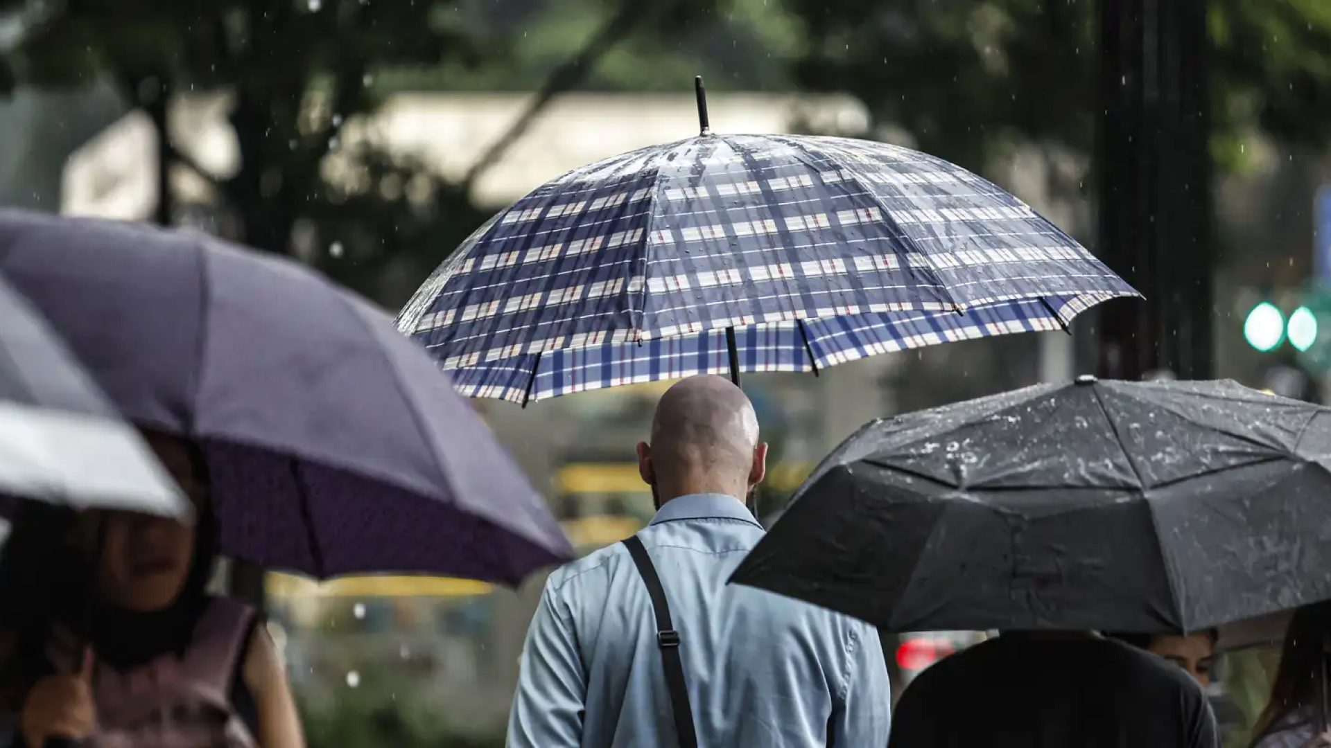 Tempestade deixa 129 mil clientes sem luz na grande São Paulo