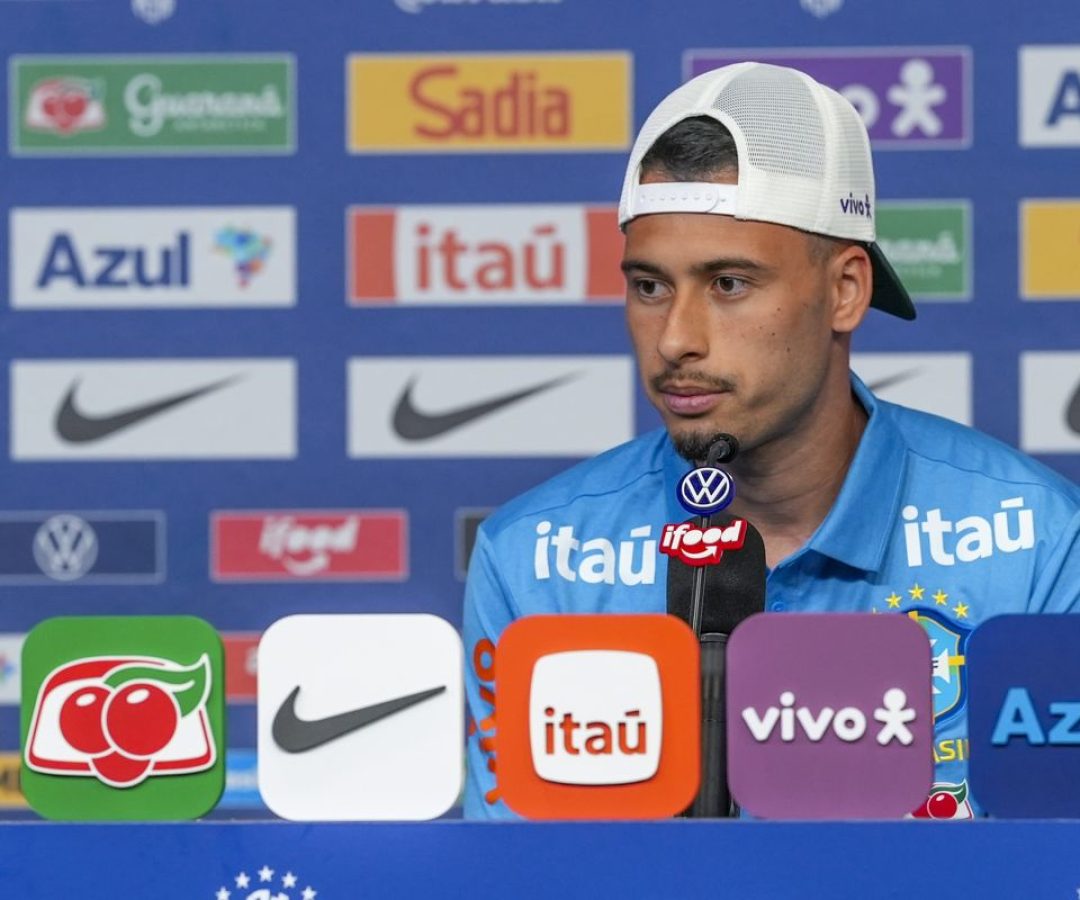 Martinelli admite substituir Raphinha e vê Neymar "querendo muito"