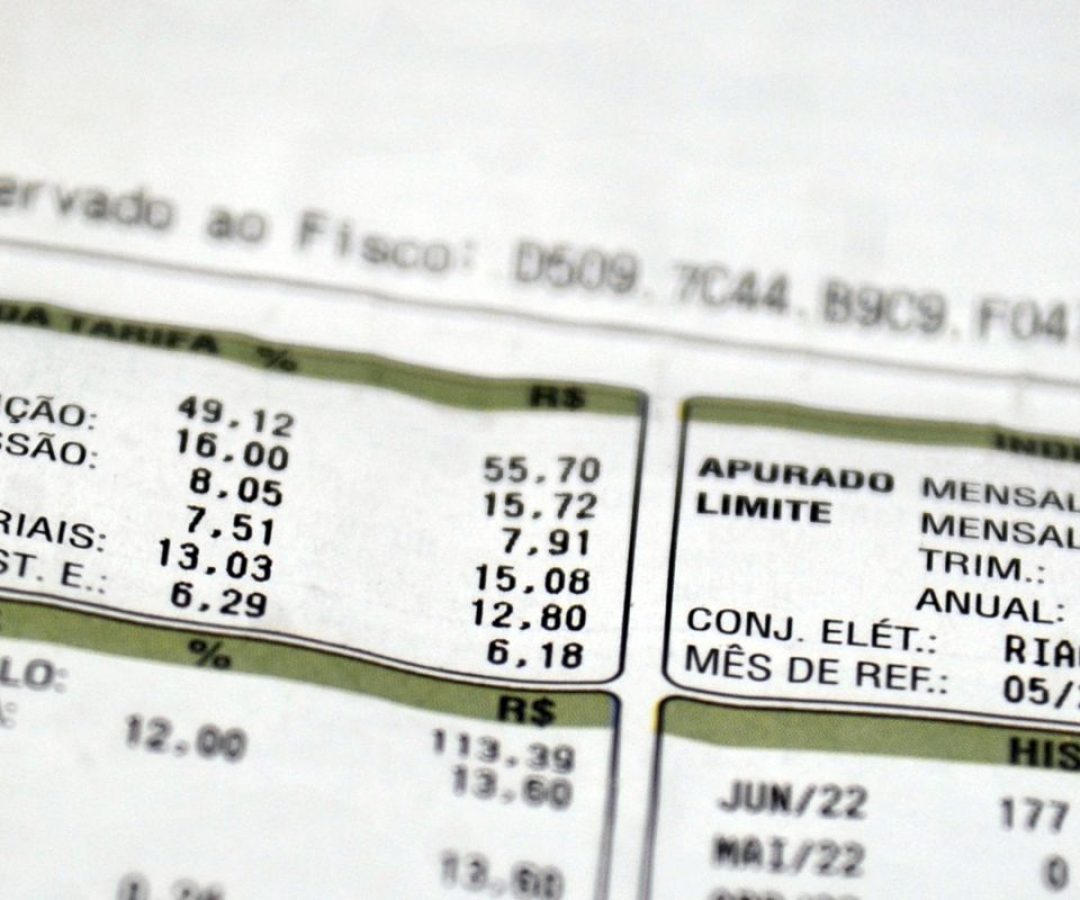 Fevereiro seguirá com bandeira tarifária verde na conta de luz