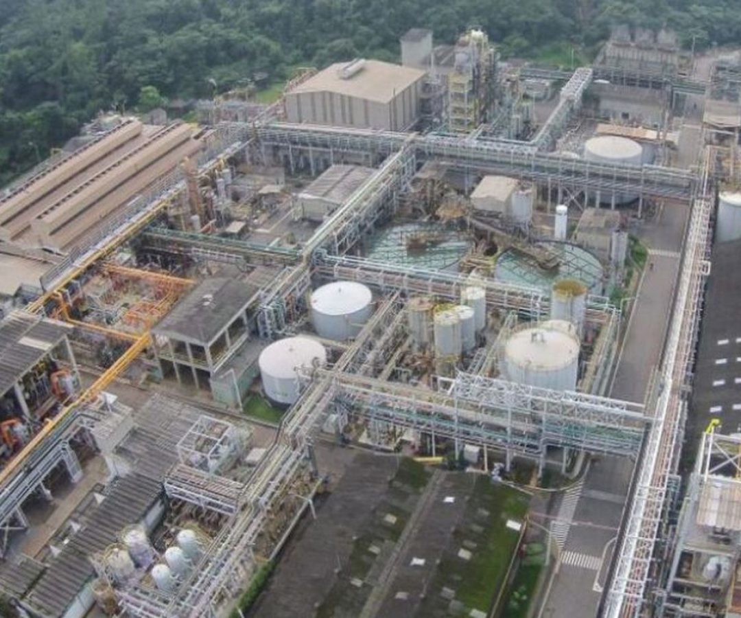 Cubatão pede ajuda para tentar reverter fechamento de fábricas