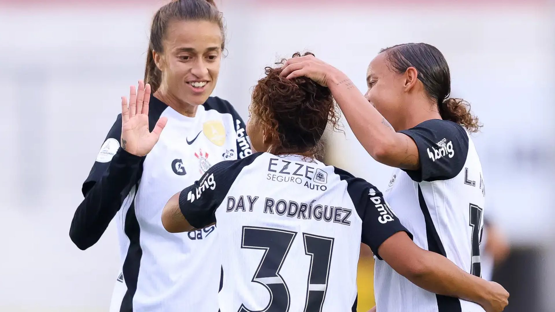corinthians_marca_11_vezes_e_bate_always_ready.jpg