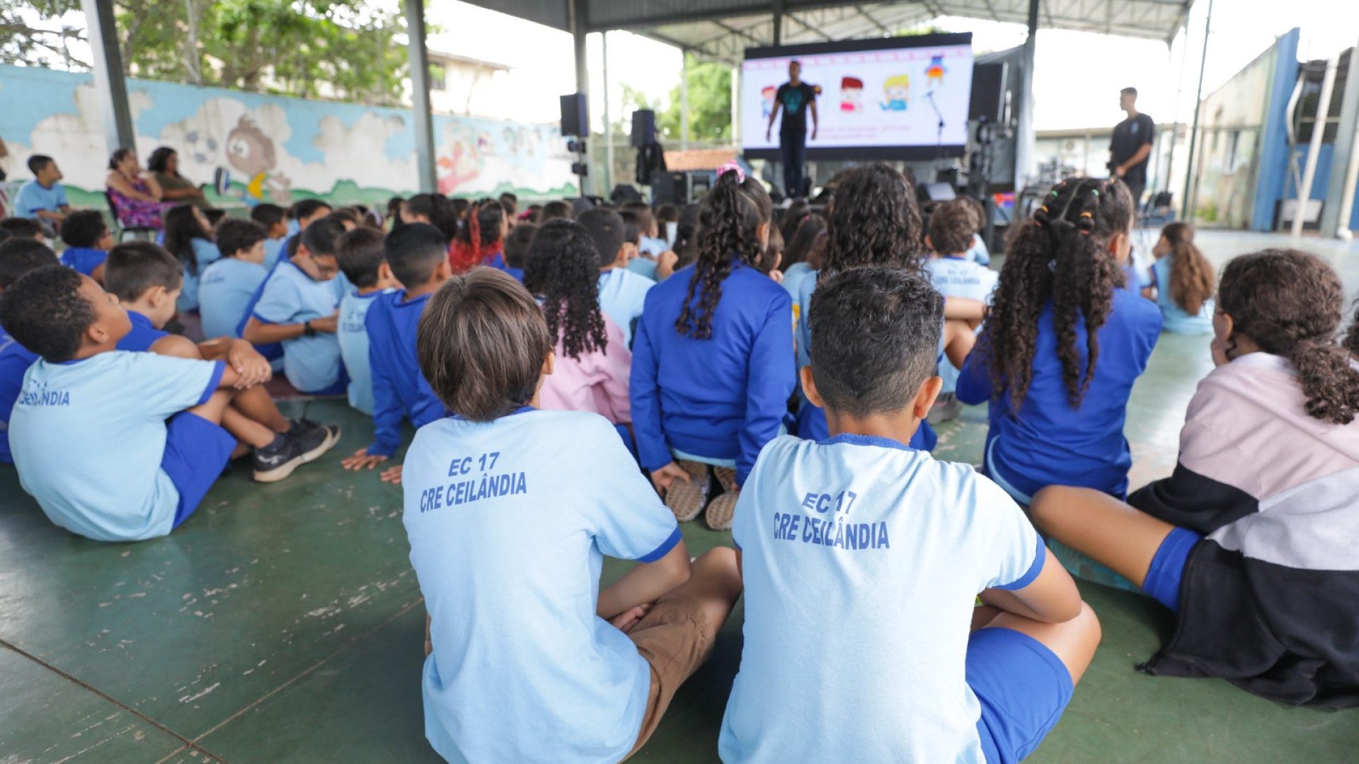 IPEDF revela que um em cada quatro moradores do DF é criança ou adolescente