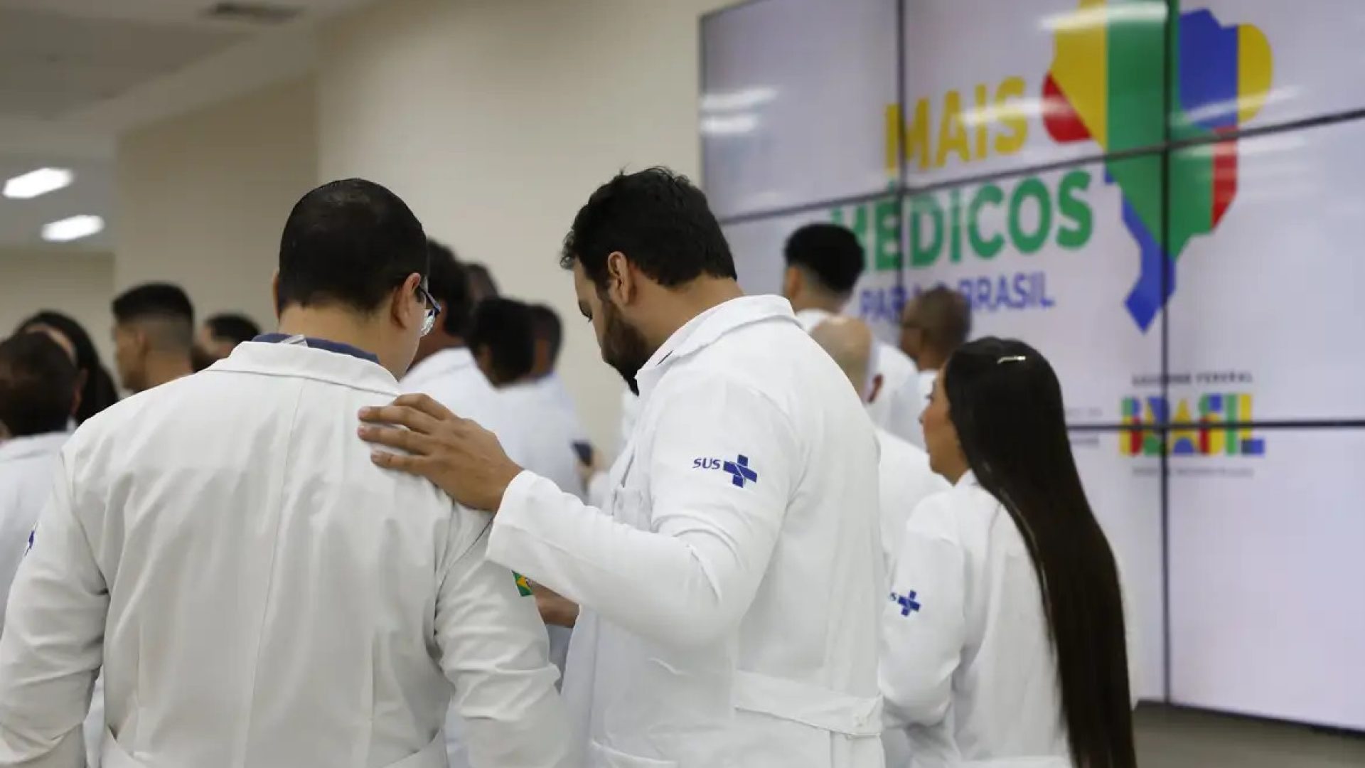 Faculdades de medicina têm até sexta para aderir ao Bolsa Permanência
