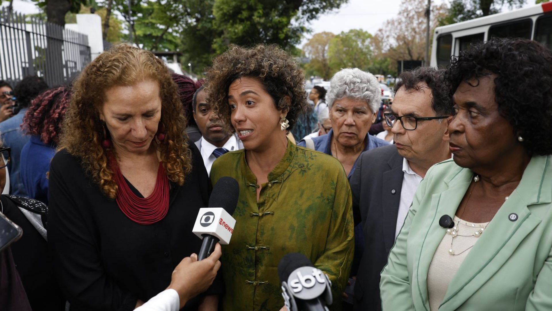 Motta volta atrás e mantém escolta de segurança para deputada do PSOL