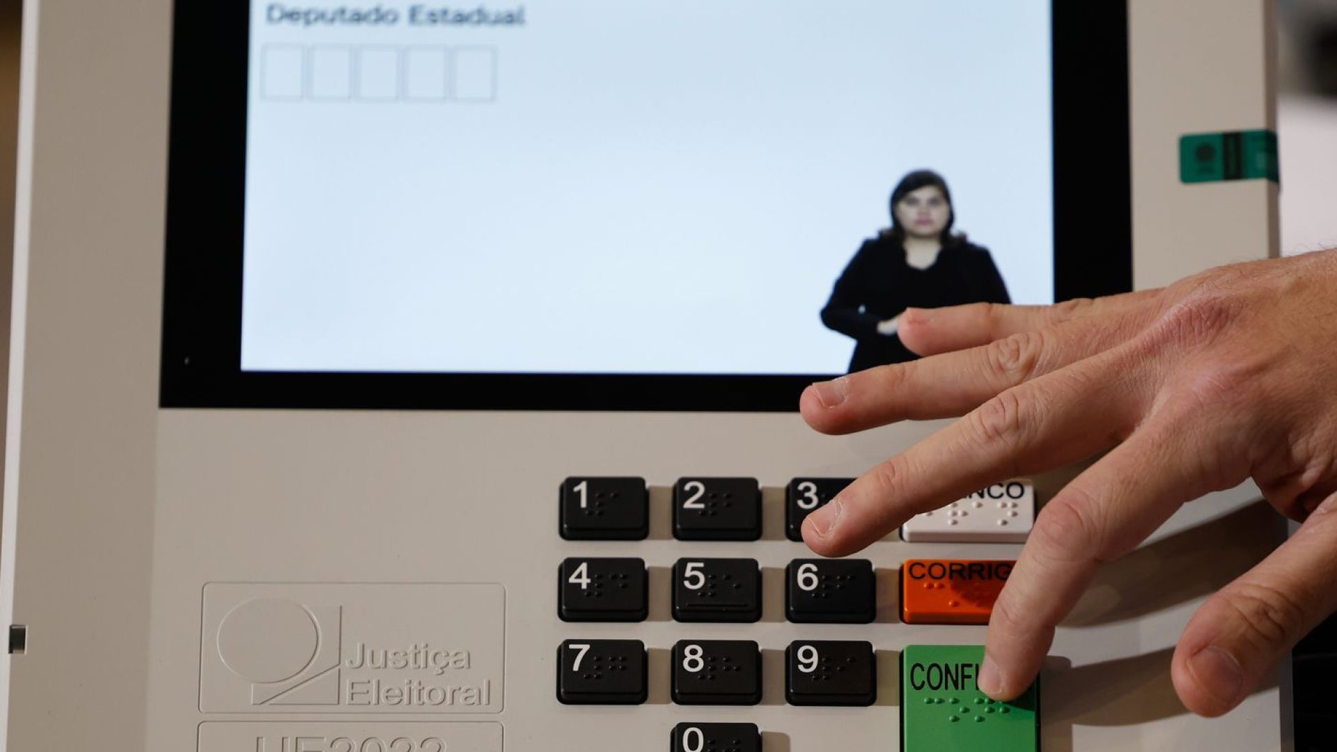 Campanha eleitoral nas ruas e propaganda virtual começam neste domingo