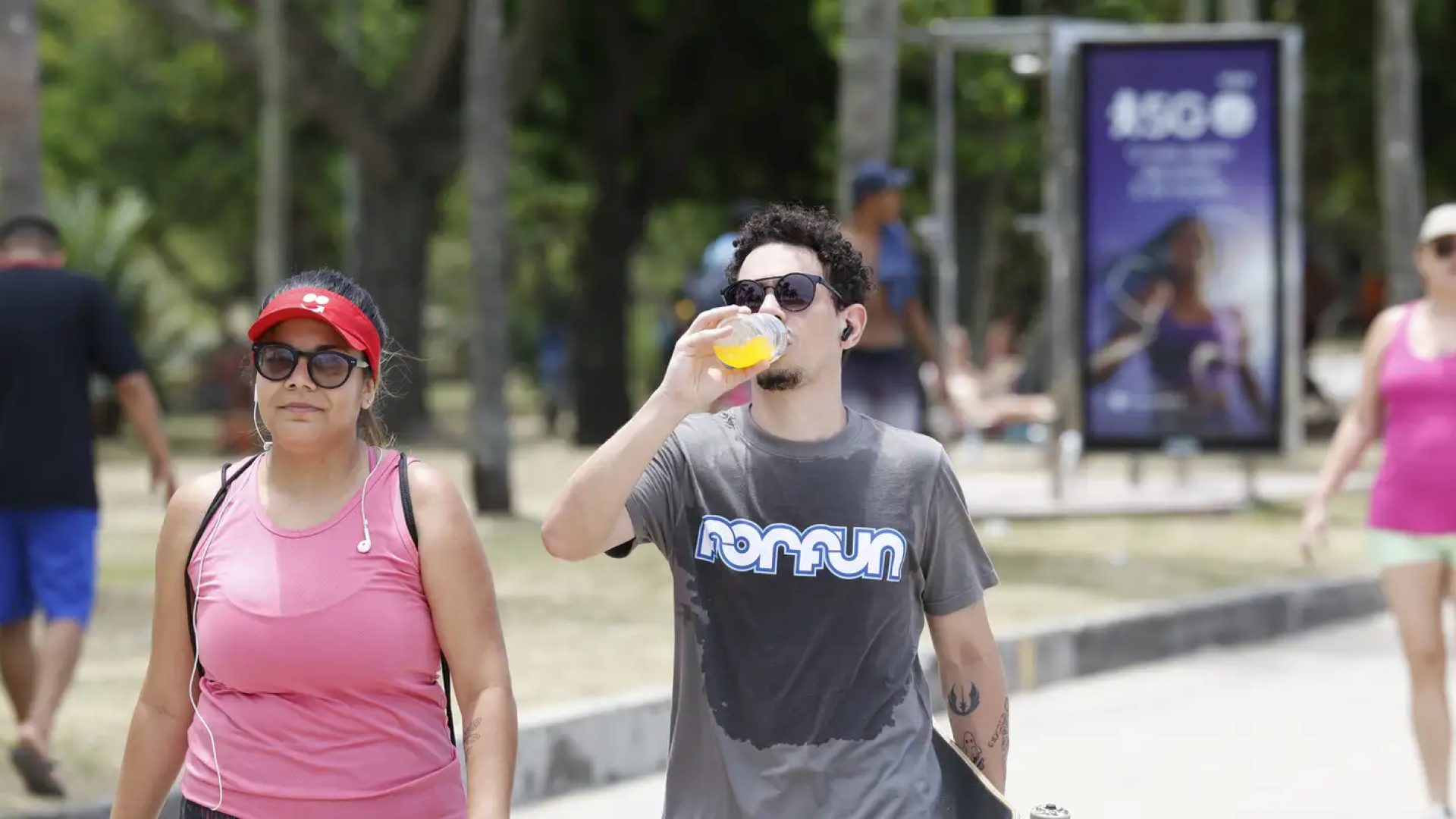 Natal tem sol forte e calor de até 40°C no Rio de Janeiro