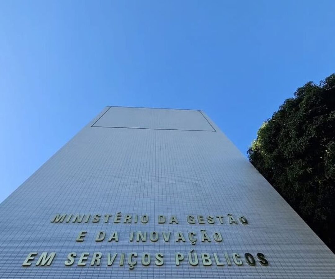 Ministério da Gestão lança programa de IA para capacitar líderes públicos