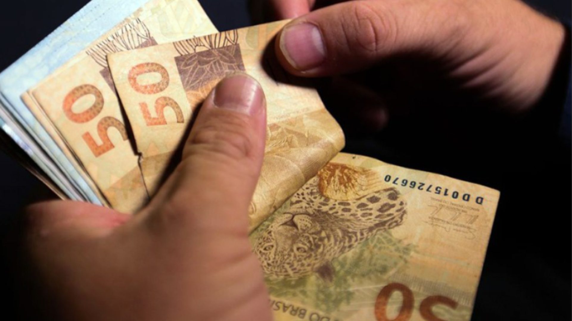 Salário pago nesta sexta já terá isenção de IR para quem ganha até R$ 5 mil — Senado Notícias