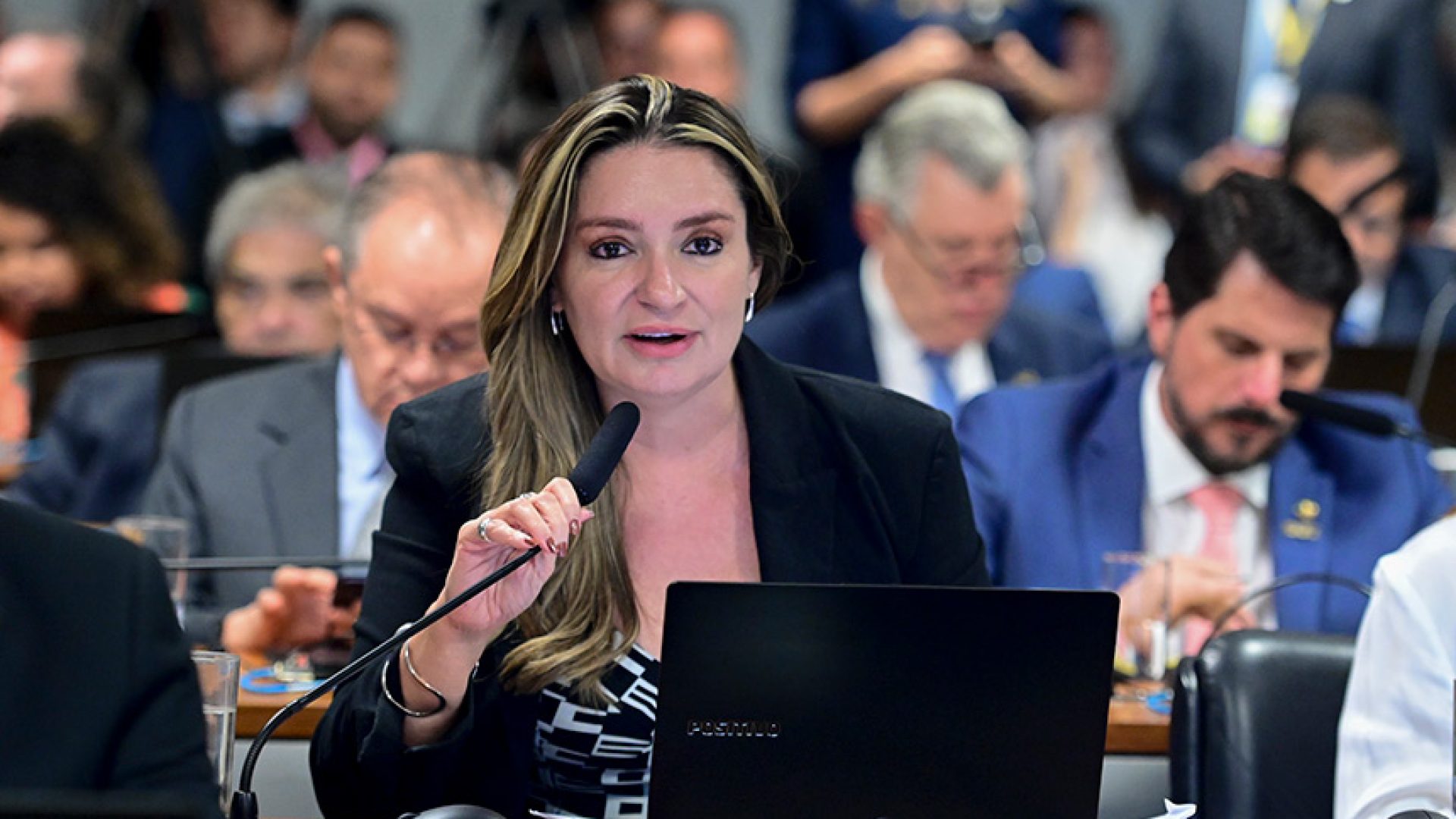 Procuradora da Mulher do Senado analisa pesquisa sobre violência contra mulheres — Senado Notícias