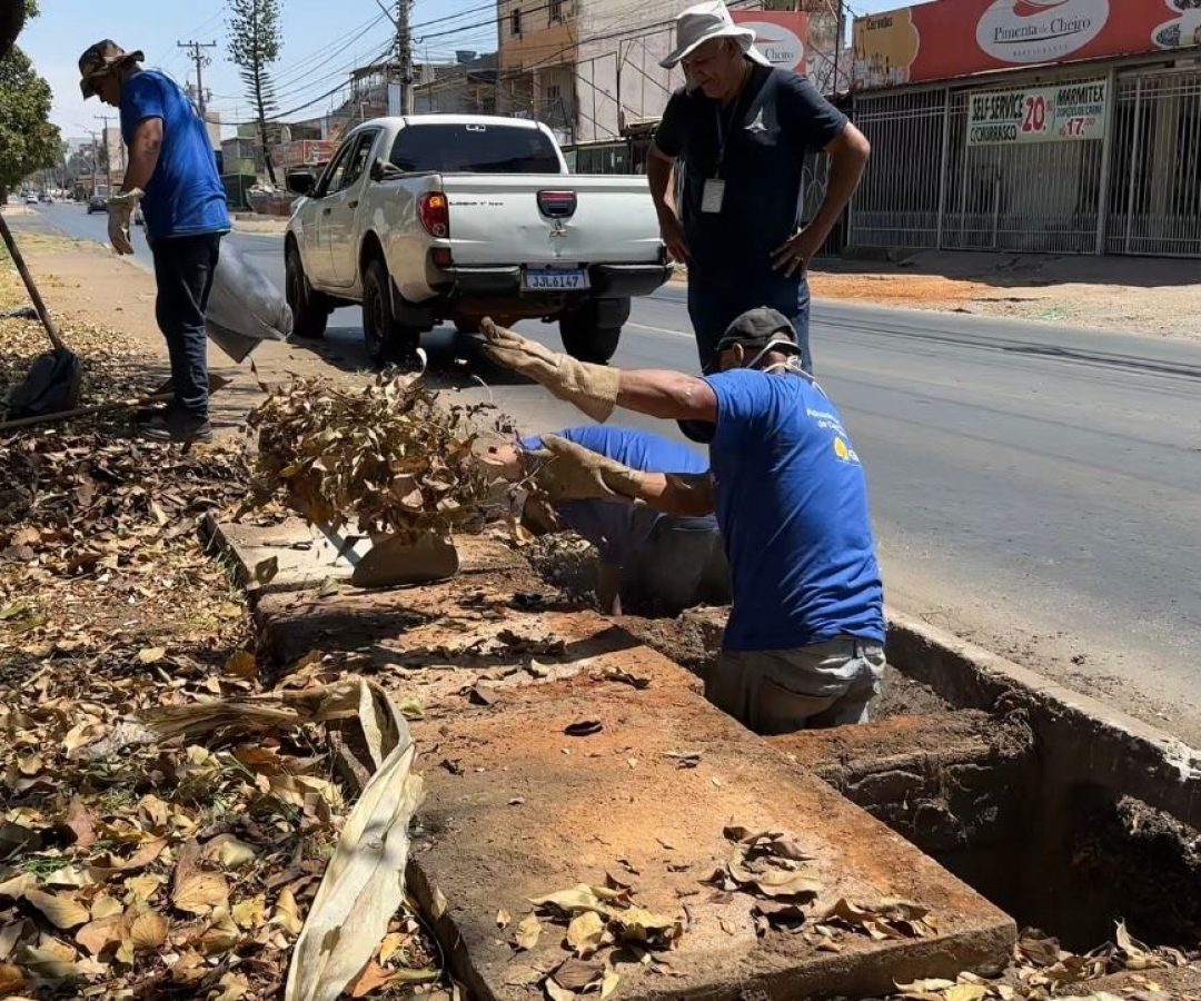 Ceilândia intensifica manutenção urbana e limpeza para prevenir alagamentos durante o período chuvoso