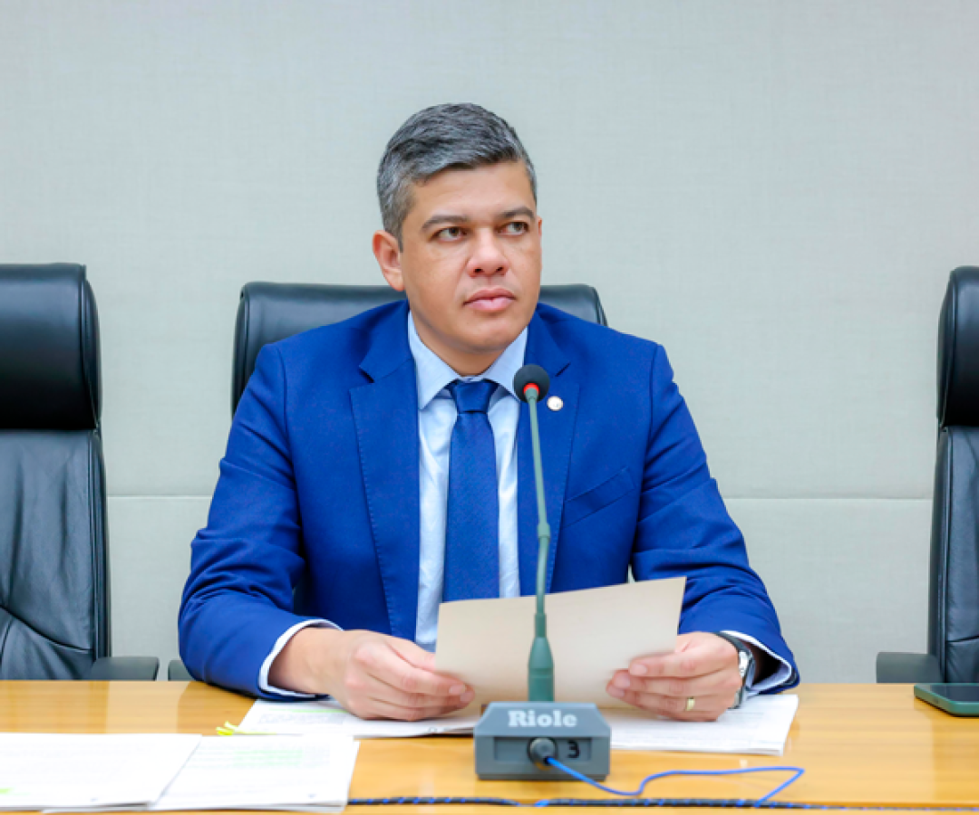 Daniel Donizet pede licença durante turbulência do BRB