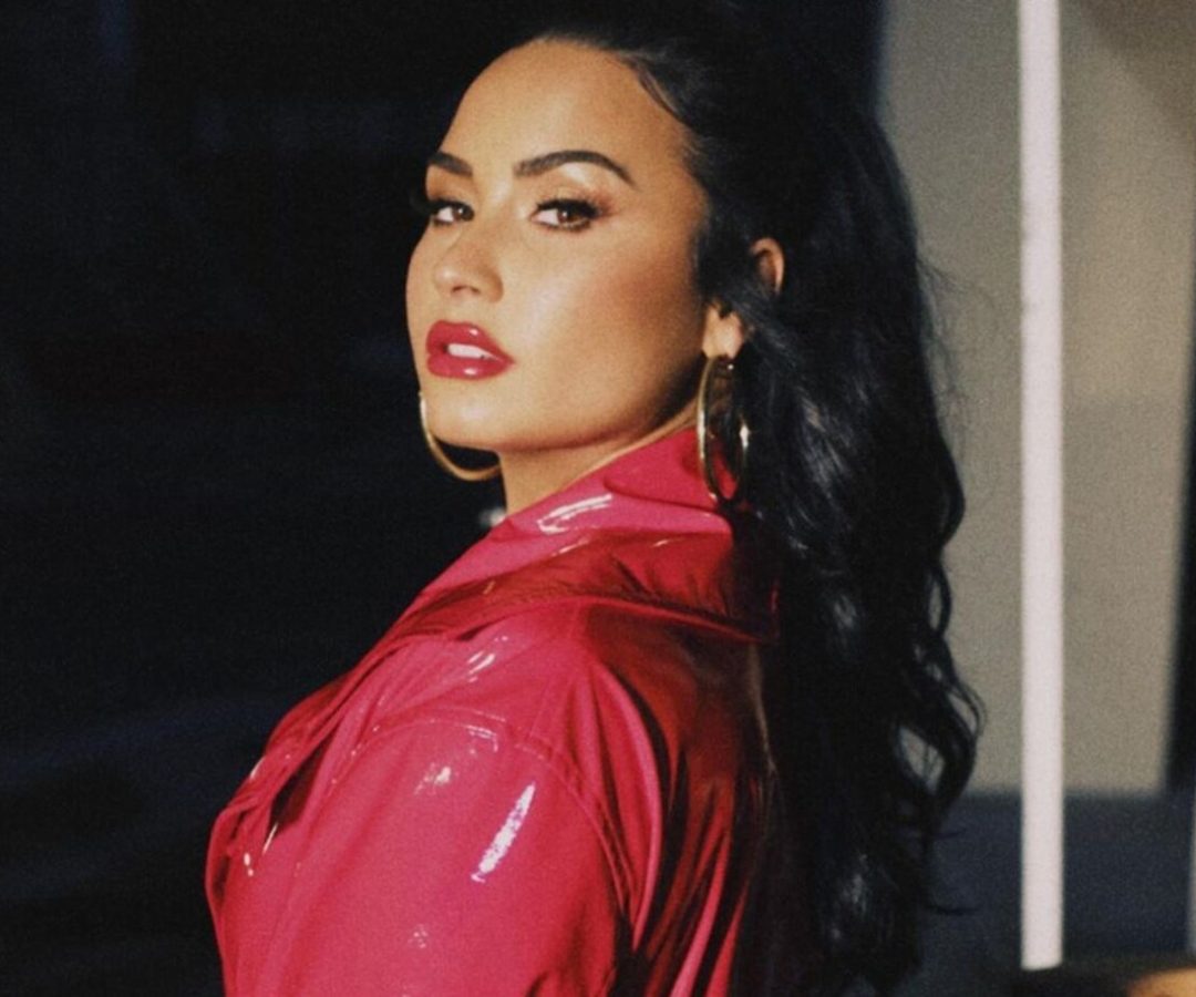 Demi Lovato anuncia show em São Paulo com nova turnê “It’s Not That Deep”