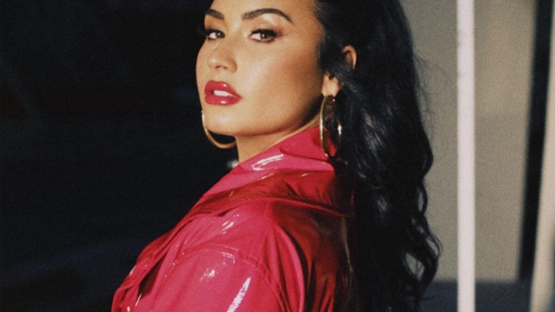 Demi Lovato anuncia show em São Paulo com nova turnê “It’s Not That Deep”