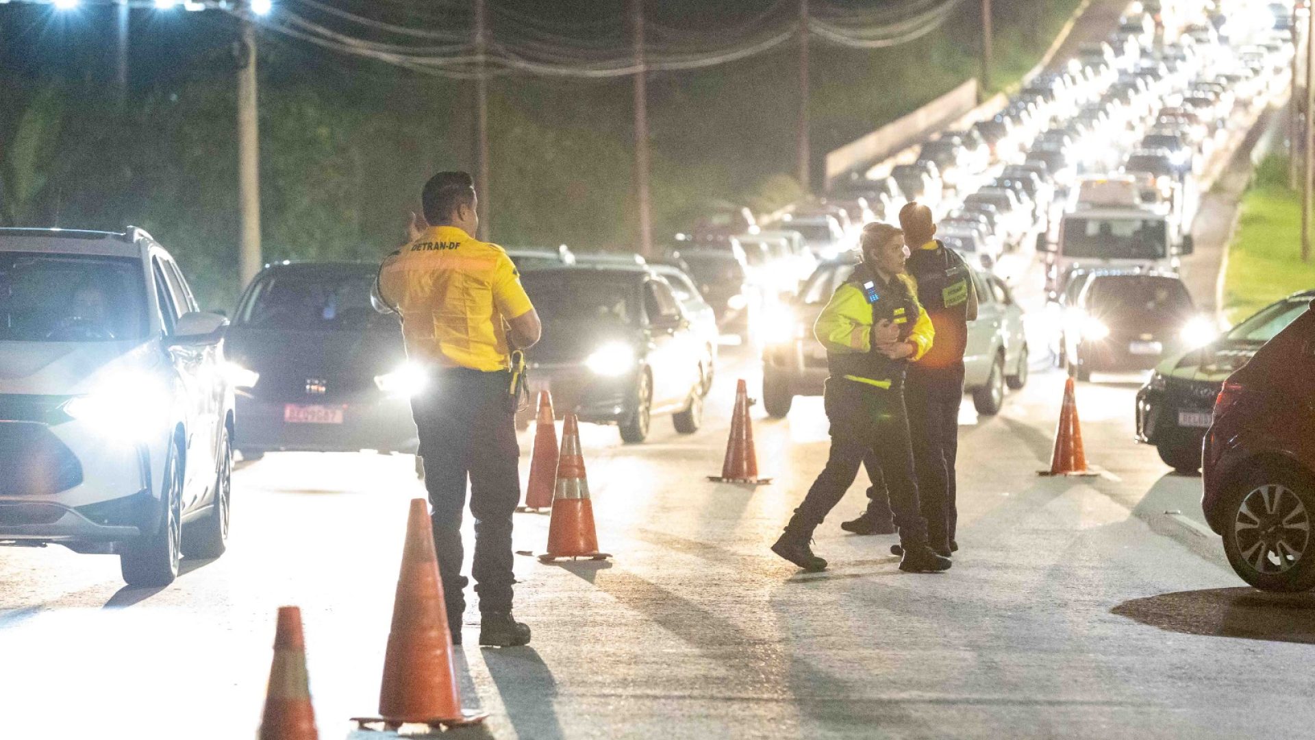 Fiscalização autua 66 condutores alcoolizados no fim de semana