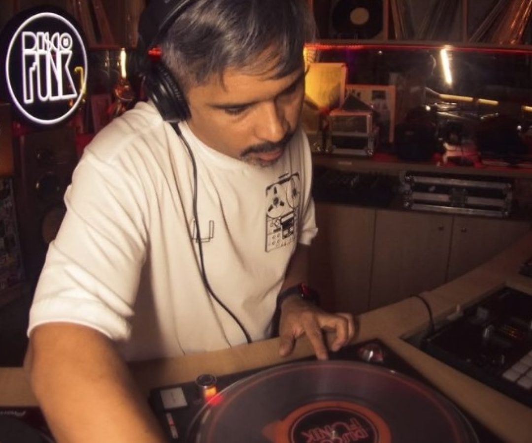 “Lazer na periferia é um ato de afirmação e empoderamento coletivo”, diz DJ