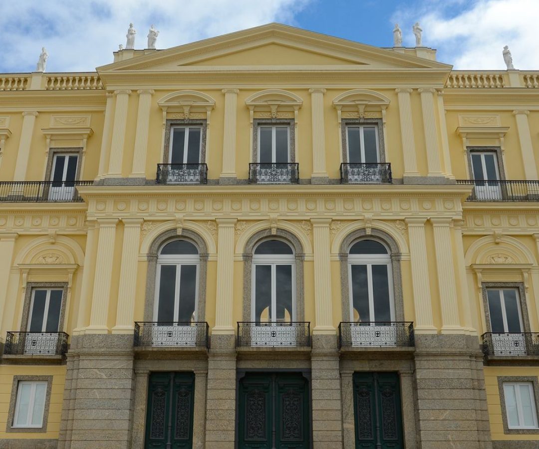 Museu recupera negativos fotográficos de vidro perdidos em incêndio