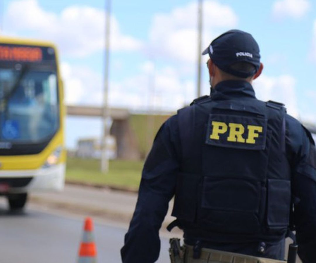 Agente da PRF que matou menina de 3 anos vai a júri popular no Rio