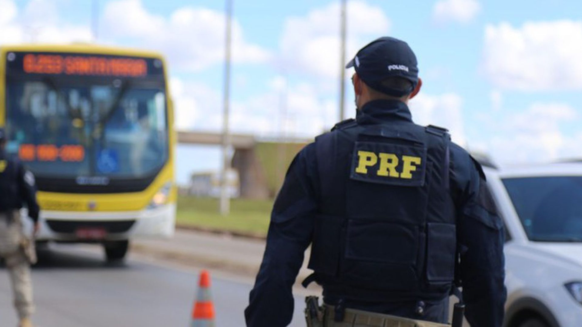 Agente da PRF que matou menina de 3 anos vai a júri popular no Rio