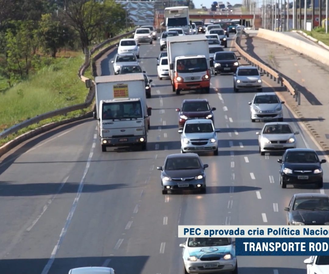 CCJ aprova PEC que cria política de apoio ao transporte rodoviário — Senado Notícias