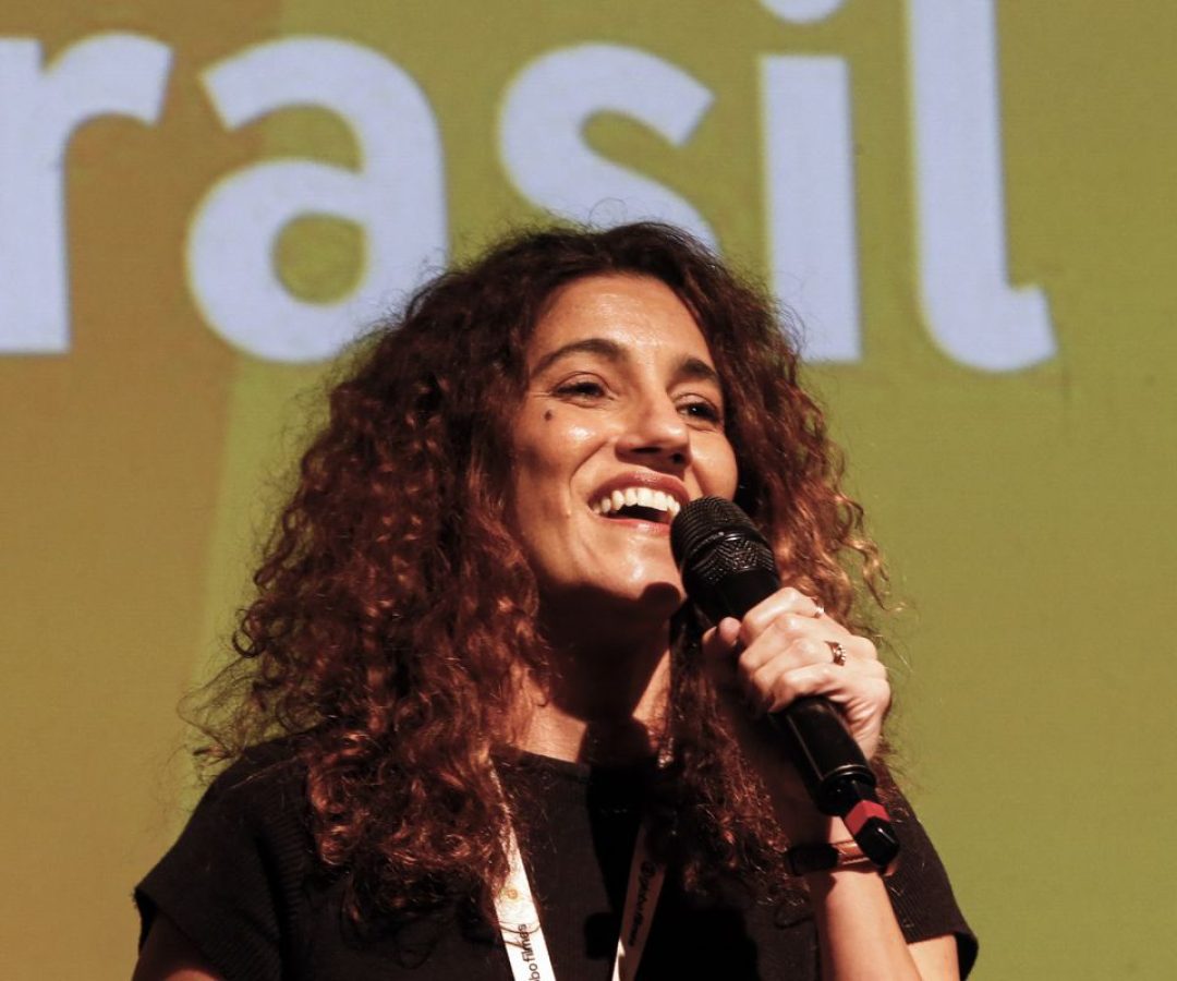 EBC: Antonia Pellegrino recebe Prêmio Amigos do Cinema Infantil