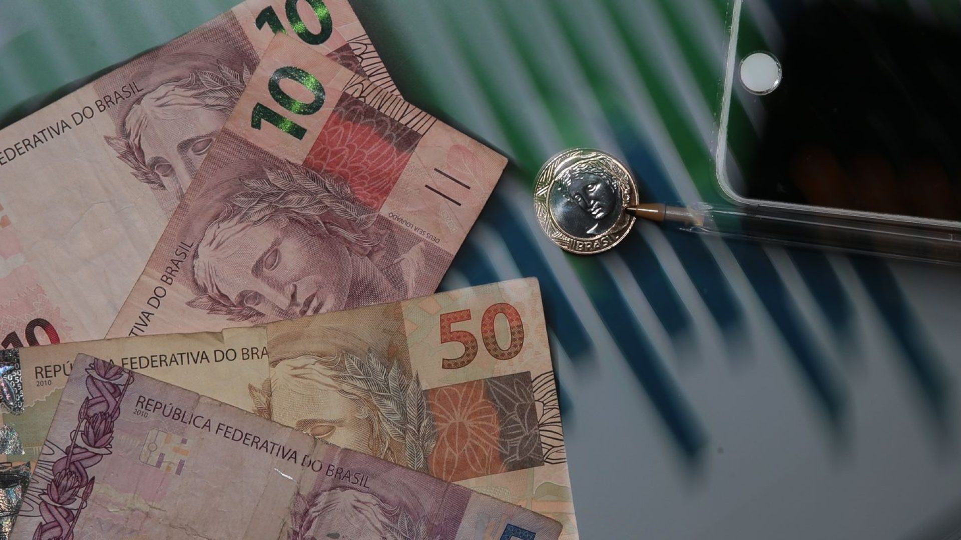 Atividade econômica cresceu 0,1% em maio