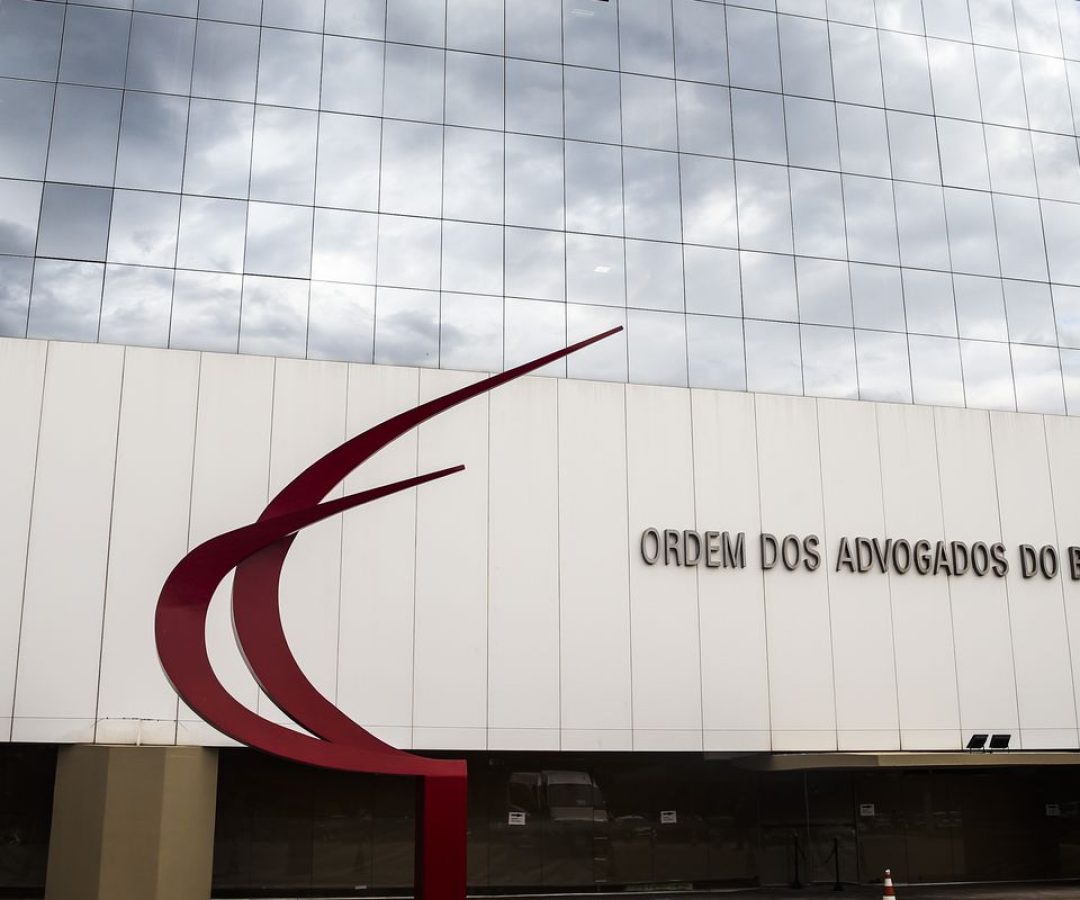 OAB cita “natureza perpétua” e pede fim de inquérito das fake news