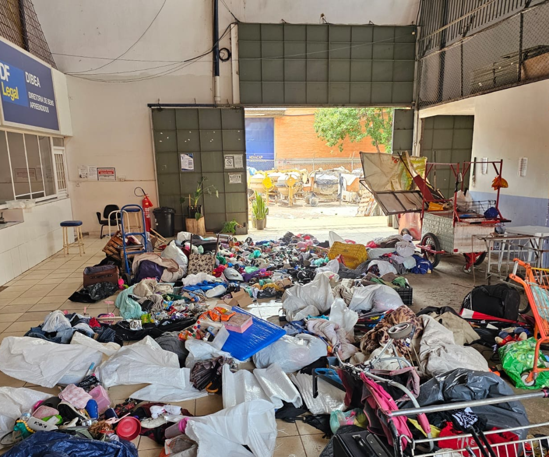 GDF realiza operação contra comércio irregular no centro de Ceilândia