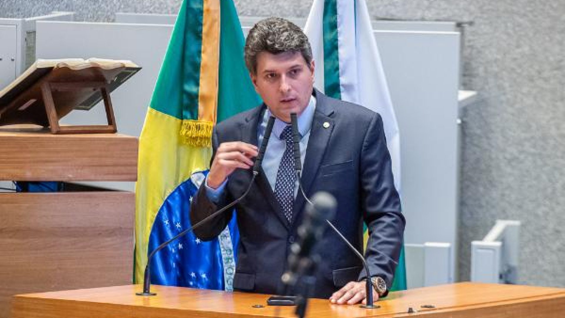 Eduardo Pedrosa defende valorização de policiais penais 