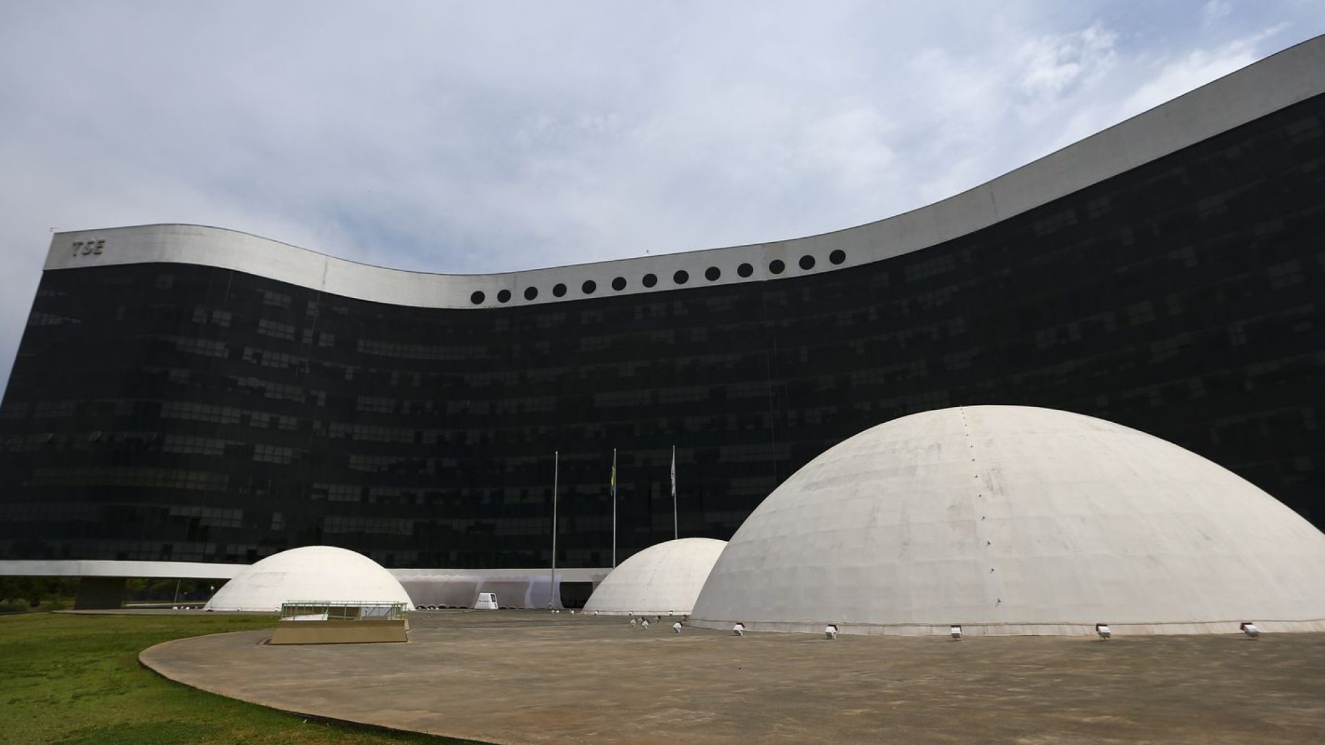 IA pode gerar mais fake news nas eleições, alertam especialistas