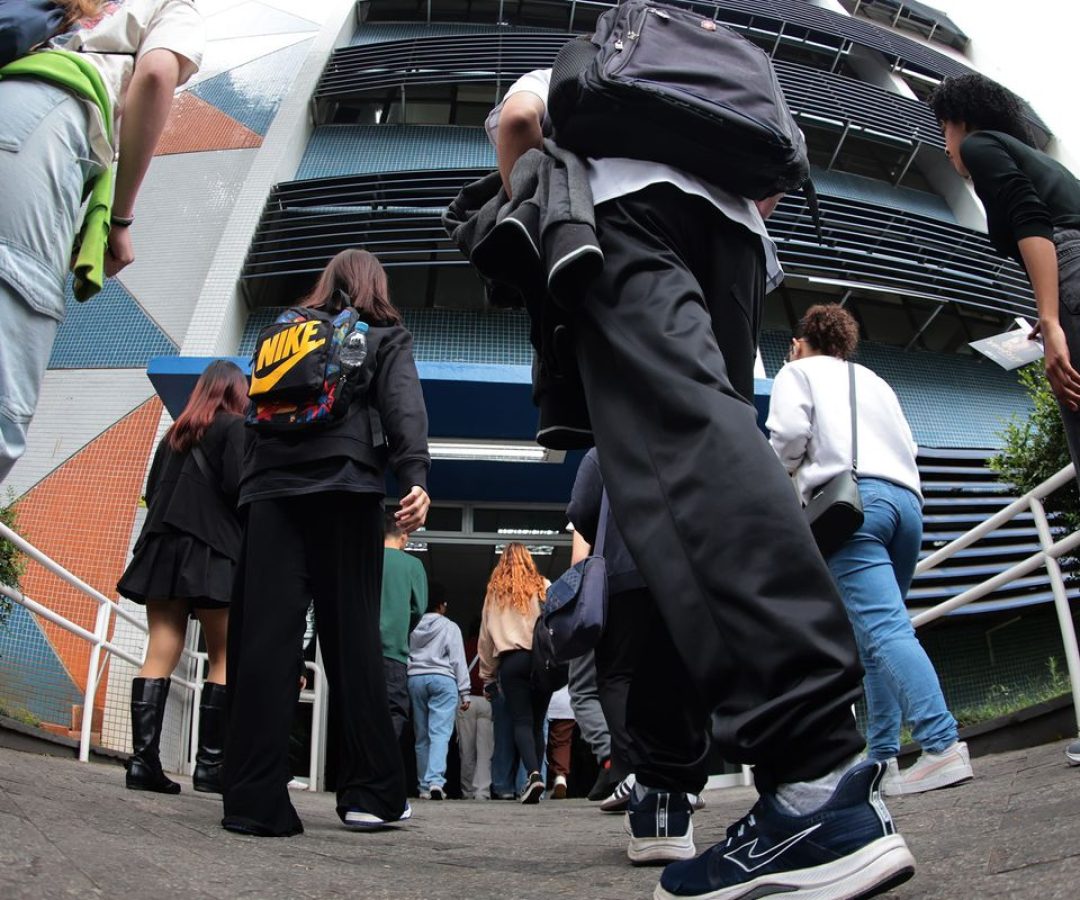 Pré-selecionados têm até fim da noite para completar cadastro no Fies