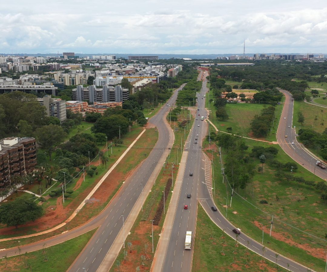 Fim da faixa reversa na Epig libera pista definitiva em Brasília