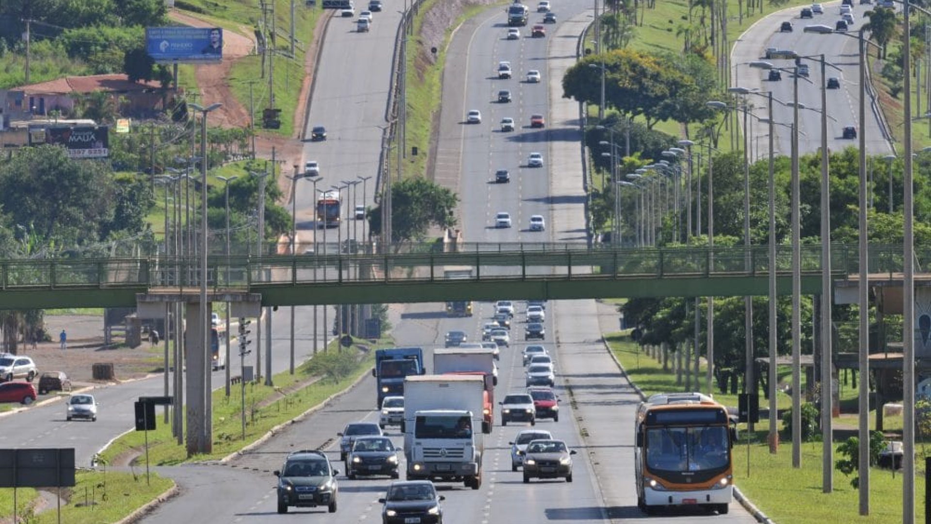 DER-DF libera faixas exclusivas da EPTG e EPNB para veículos funerários