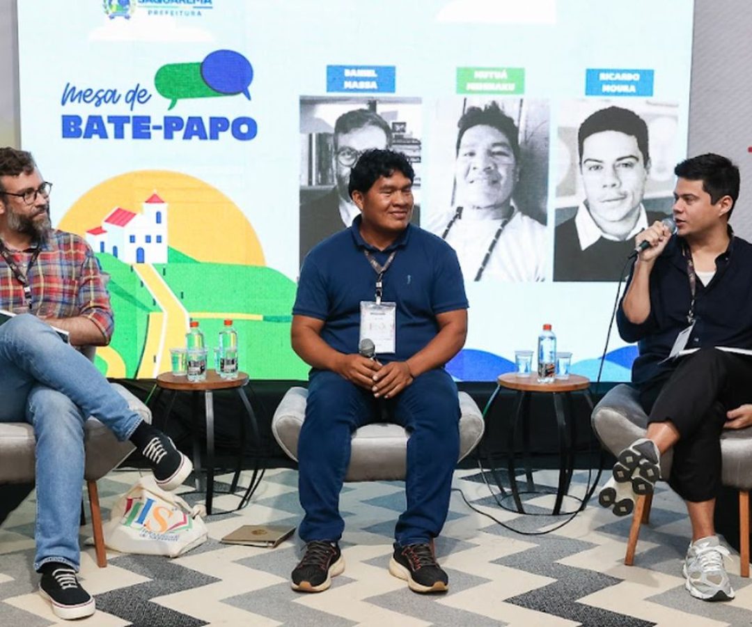 Escolas indígenas recebem 1° livro infantil em língua do Alto Xingu