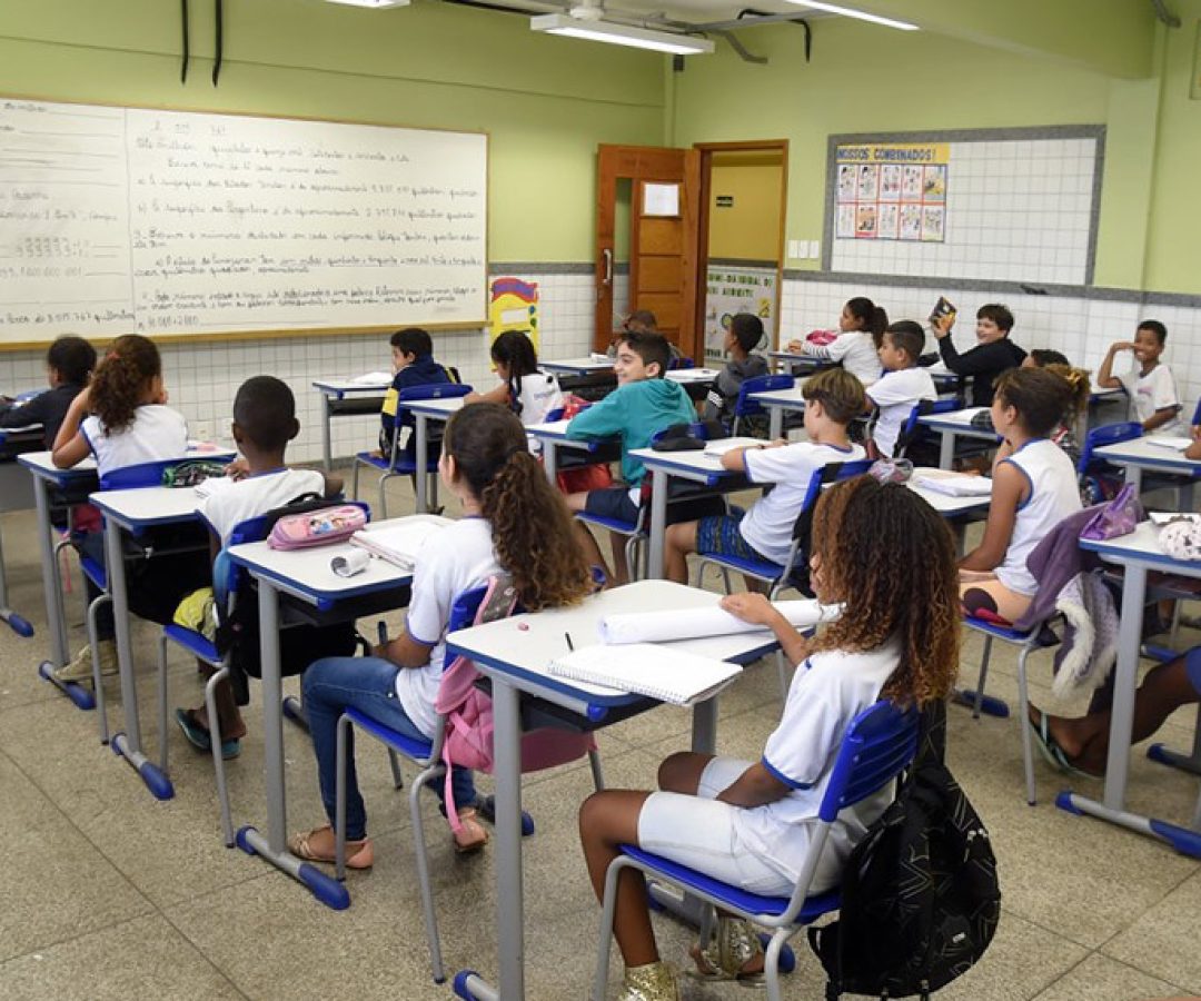 Sancionada lei que institui o Sistema Nacional de Educação — Senado Notícias
