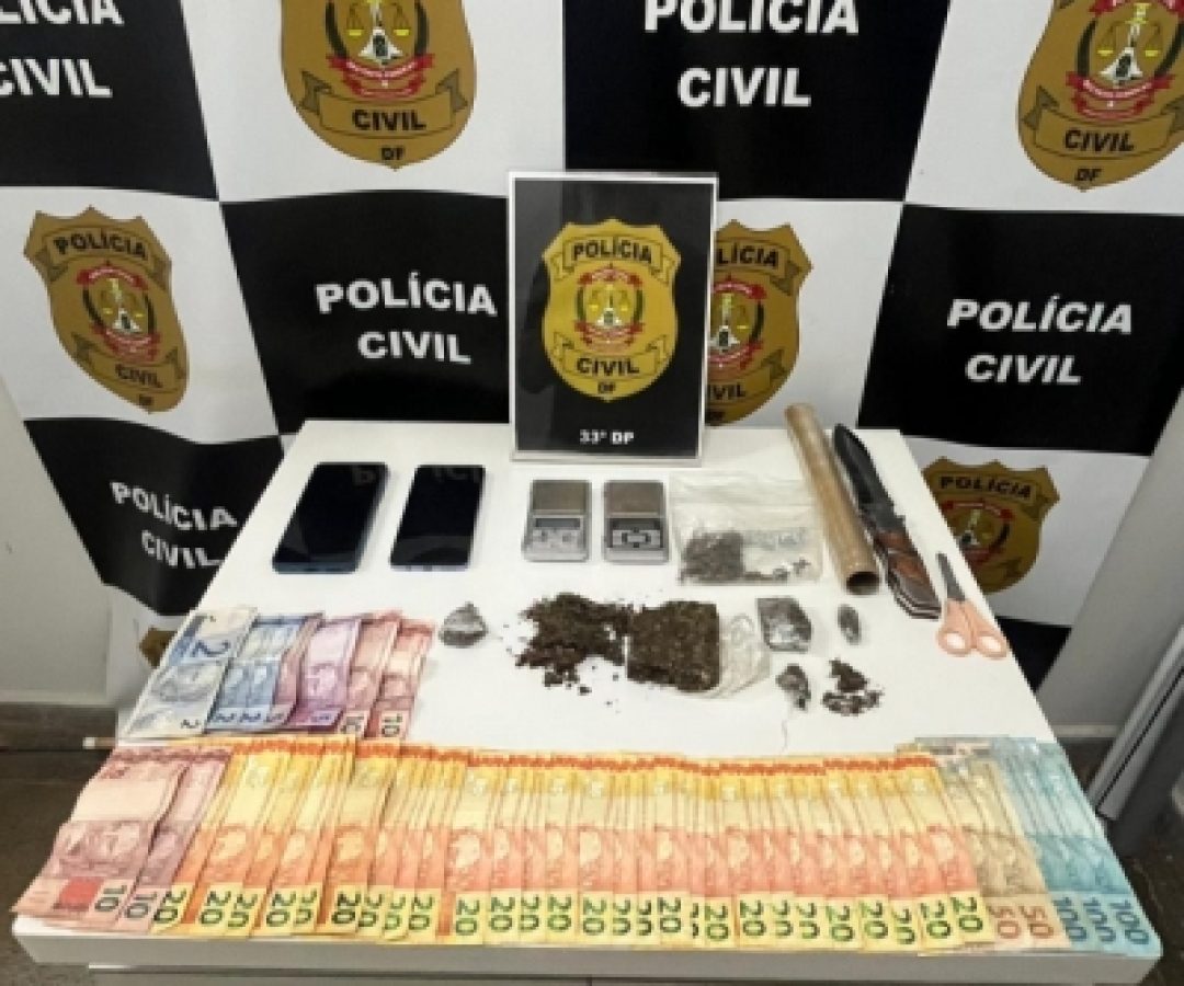 33ª DP prende traficante por tráfico de drogas em residência de Santa Maria