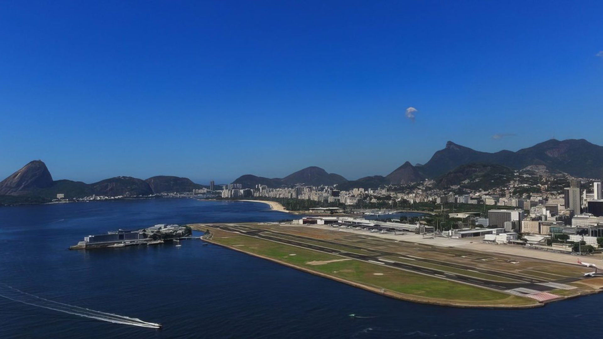 Voos no Santos Dumont serão ampliados em 2026, diz ministro