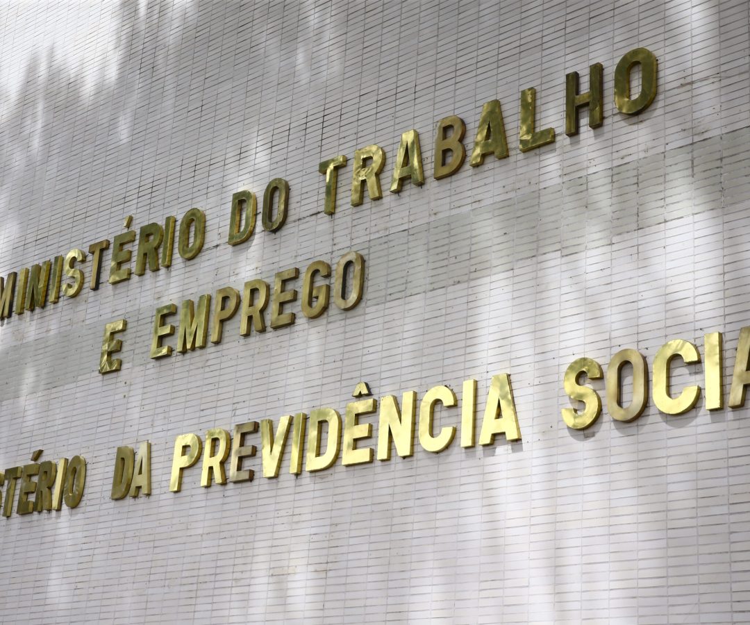 Ambev adere a pacto de trabalho decente para o Carnaval de Salvador